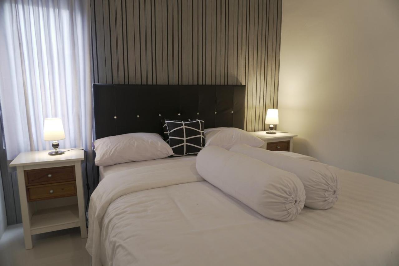 Sayana Homestay Sleman  Esterno foto